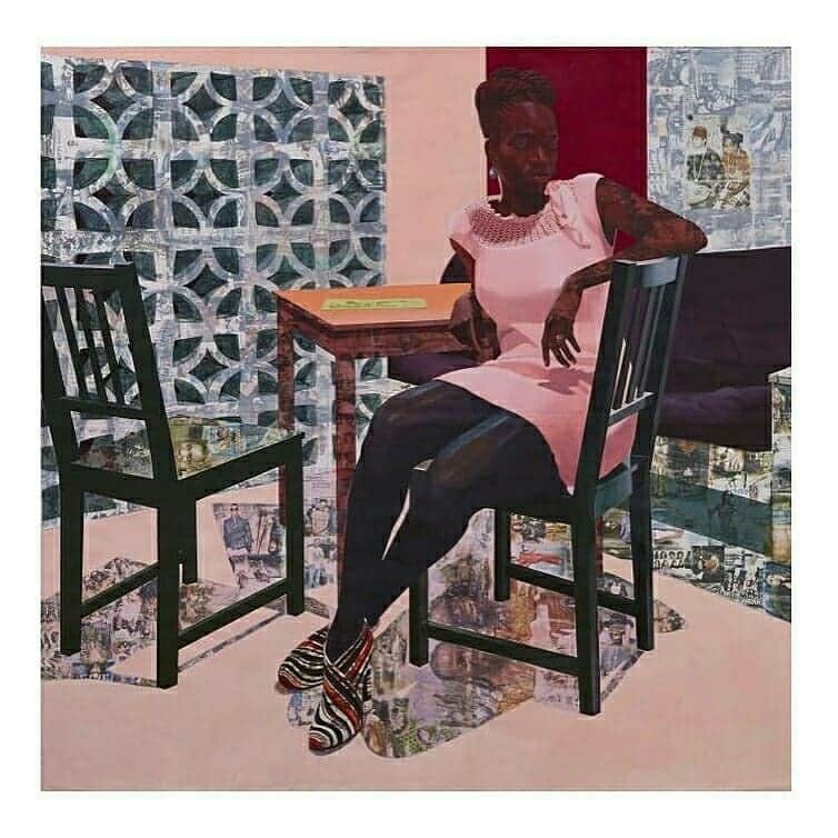 テート・ギャラリーさんのインスタグラム写真 - (テート・ギャラリーInstagram)「‘I think of myself as a woman, an Igbo woman, a Nigerian, an African, a person of colour, an artist. The fascinating thing is that the layers I add to how I identify myself change over time. It just keeps broadening as I move farther out into the world’ - Njideka Akunyili Crosby ​ ​Akunyili Crosby was born in Nigeria, where she lived until the age of sixteen. In 1999 she moved to the United States, where she has remained since that time. Her cultural identity combines strong attachments to the country of her birth and to her adopted home, a hybrid identity that is reflected in her work. Click the link in our bio to hear Njideka talk more about her life and artwork. ​ (Above) ​🖌️ 'Predecessors' is a diptych by the artist, completed in 2013. Made in acrylic, charcoal and pencil, two separate sheets of paper are displayed unframed and unmounted. The left-hand sheet features a single figure wearing a pink dress, seated in a domestic living-room environment. The subject is the artist’s alter ego, a modern African woman who embodies the nature of the African cosmopolitan lifestyle through her costume, style and mannerisms. She appears consistently in Akunyili Crosby’s works. On the right we see a kitchen with several utensils and kitchen tools which belong to different periods of Nigeria’s history. Completing the imagery in both parts of the work are family photographs and personal memorabilia, mixed with cut-outs from popular magazines and newspapers.」10月5日 0時35分 - tate