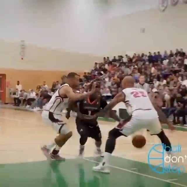 のインスタグラム：「Boy I miss hoop’n for the fun of it! #Iloverthisgame #Holdat」