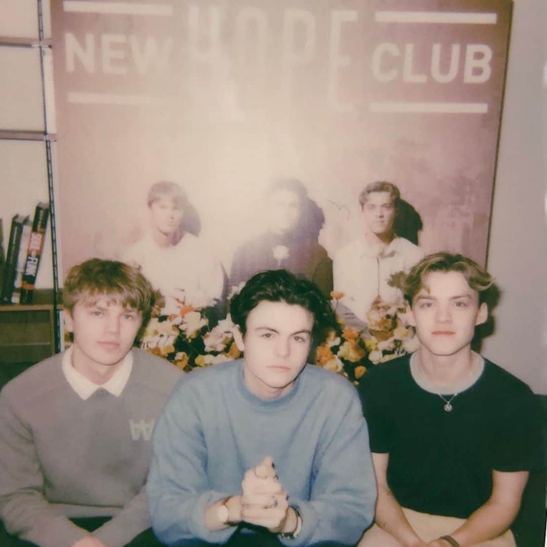 New Hope Clubさんのインスタグラム写真 - (New Hope ClubInstagram)「It’s been 5 years since we started this journey and we can’t thank you enough for all of your amazing support. We really do love you all and none of what we have achieved would have been possible without you guys! Such an amazing 5 years filled with many amazing memories, we can’t wait for the next 5! Catch you soon. NHC x」10月5日 1時33分 - newhopeclub