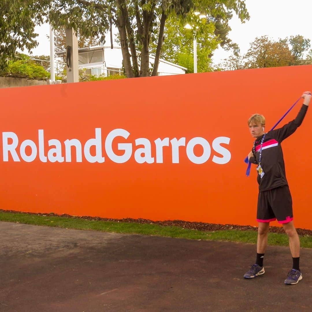 フローラン・ダバディーさんのインスタグラム写真 - (フローラン・ダバディーInstagram)「Roland-Garros Day 8 夕方のローランギャロス🎾 #rolandgarros」10月5日 1時52分 - florent_dabadie