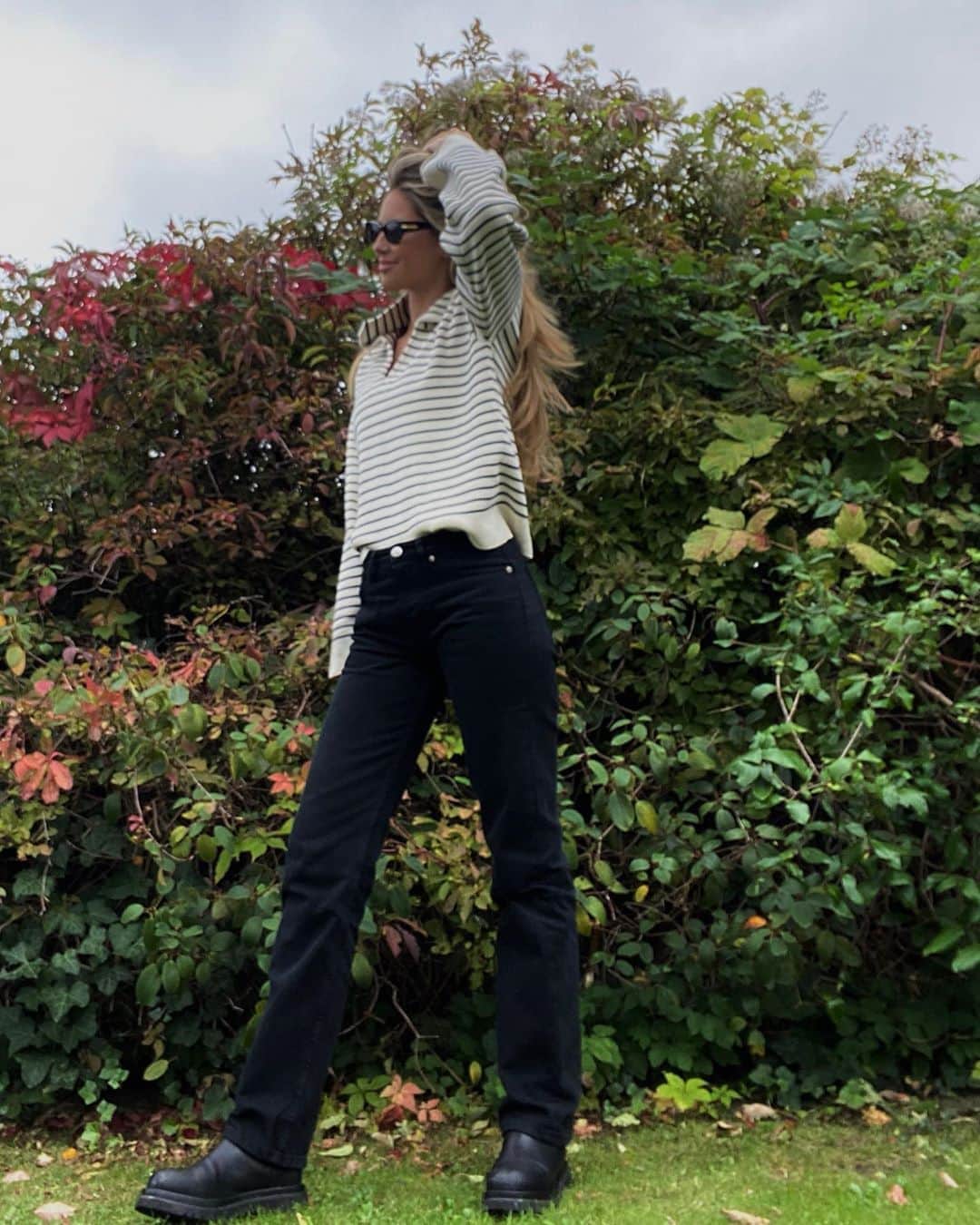 Mathilde Goehlerのインスタグラム：「Hi fall 🍂🍃」