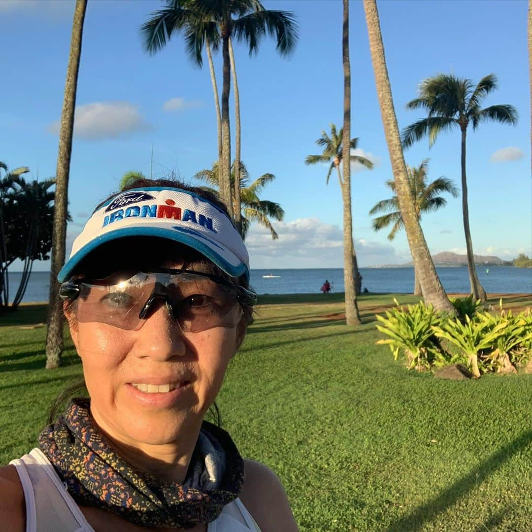 飯島寛子さんのインスタグラム写真 - (飯島寛子Instagram)「Good morning!! I finished Long run on Sunday early morning. 19miles 今朝は久しぶりにハワイカイ方面へ。 運動の後の食事はたまらなく美味しい😊深謝  #hawaiikai #ハワイ暮らし　#ハワイを走ろう　#暁活」10月5日 4時05分 - hirokoiijima