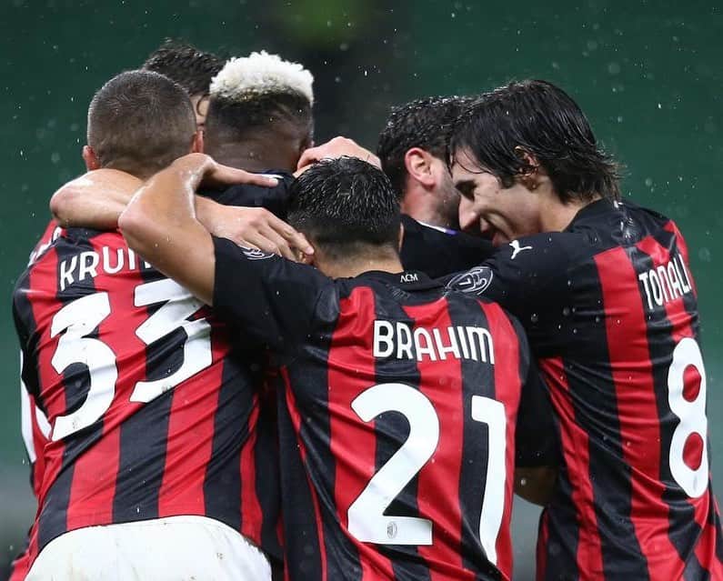 ブラヒム・ディアスのインスタグラム：「✅ Settimana perfetta  🔴⚫️ TEAM 🔴⚫️」