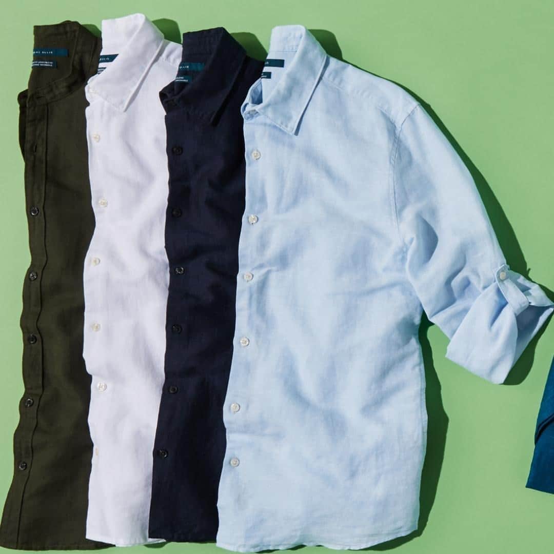 ペリーエリスのインスタグラム：「Dressed in your Sunday best in easy, breathable everyday linen shirts. #lifereadysince1976」