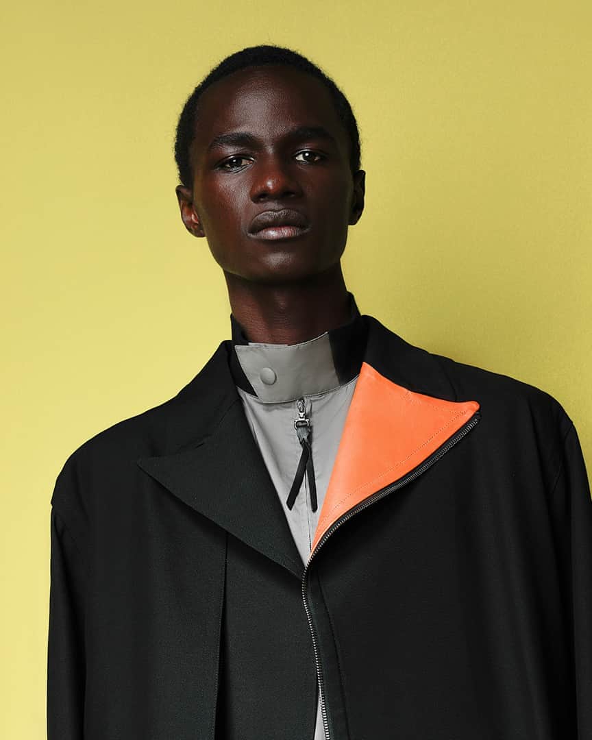 サルヴァトーレ・フェラガモのインスタグラム：「Passages of menswear from the Spring/Summer 2021 collection exude a luxurious yet unadorned utility, innovatively crafted from upcycled leather scraps left over from production. #FerragamoSS21」