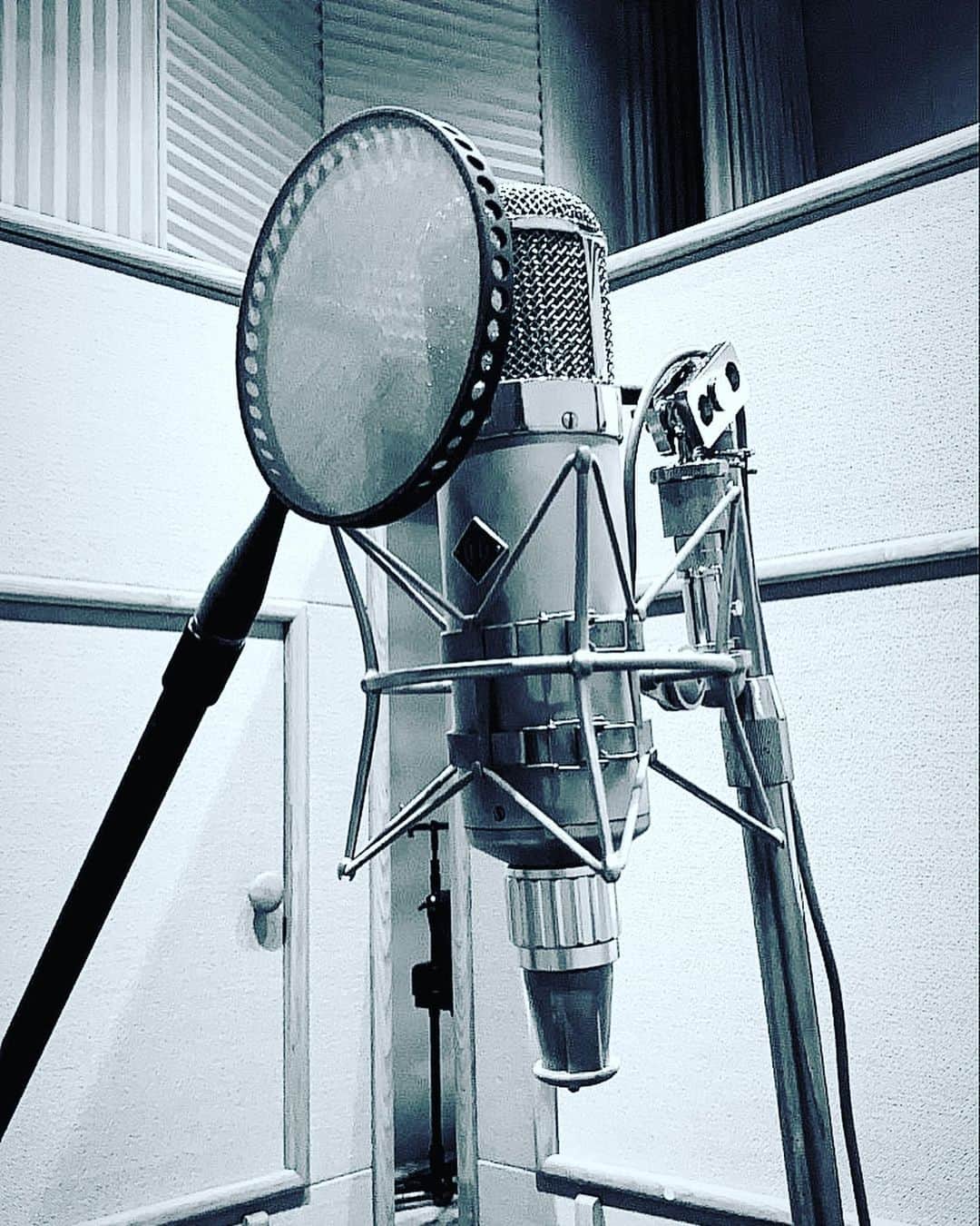 クボタマサヒコのインスタグラム：「REC Day 6. 良い音〜 #U47」