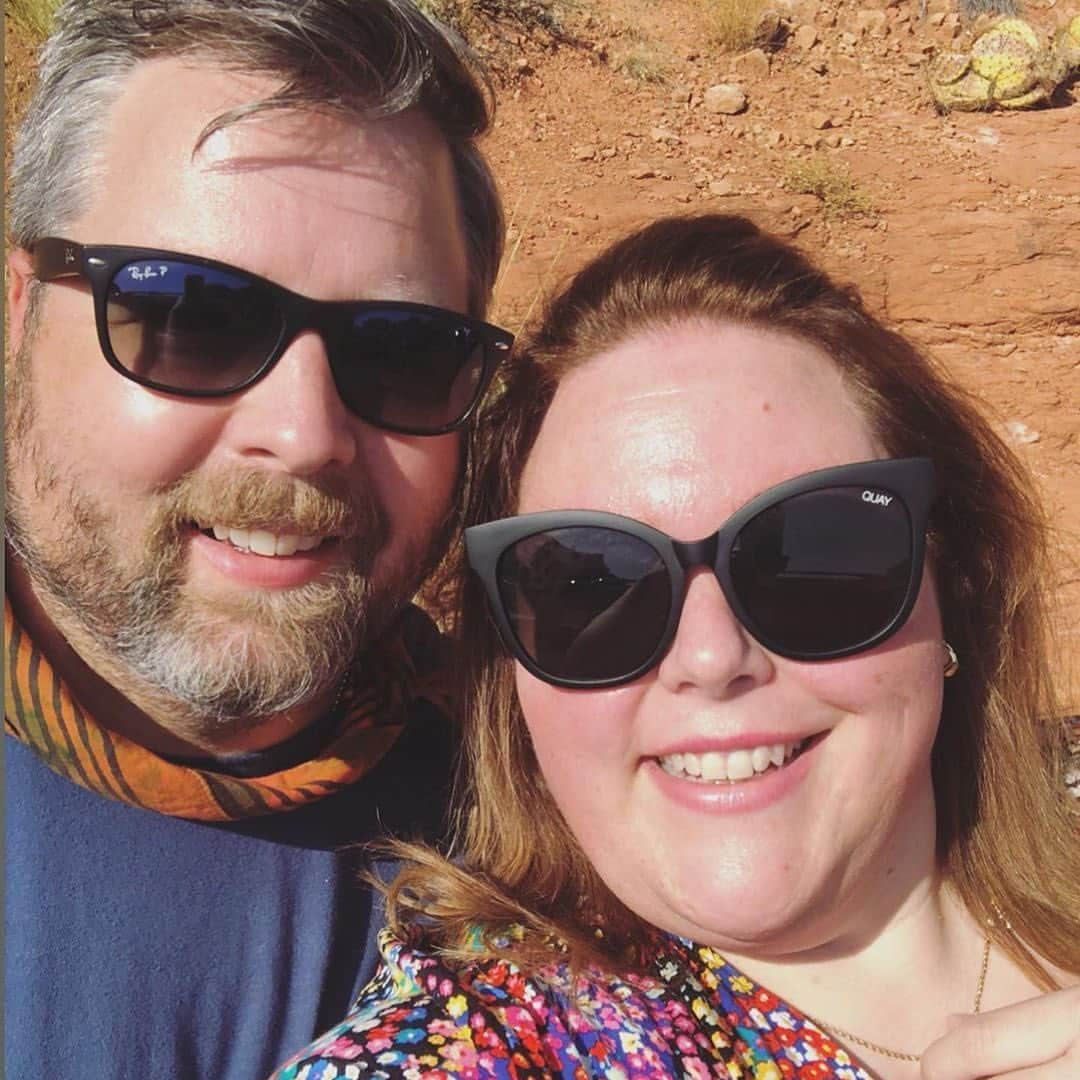 E! Onlineさんのインスタグラム写真 - (E! OnlineInstagram)「#ThisIsUs' Chrissy Metz is "#Metzmerized with love". 😍 She introduced her new man to the world on #NationalBoyfriendDay and her adorable message is at the link in our bio. (📷: Instagram)」10月5日 7時46分 - enews