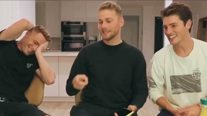 コルトン・ヘインズのインスタグラム：「Further proof why i shouldn’t be allowed anywhere besides my own home. Watch me make mock-tails with my friends @greggsulkin @cameronfuller on their YouTube channel. Link is on...well...google」