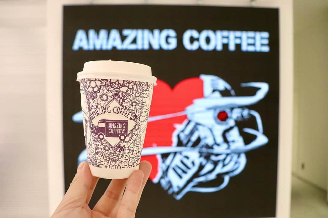 AMAZING COFFEEさんのインスタグラム写真 - (AMAZING COFFEEInstagram)「. 👾AMAZING COFFEE TOKYO SHIBUYA🛸 . TOKYO SHIBUYAに新しいフォトスポットが誕生しました📸 . ご来店の思い出に、あなただけの特別な1枚を撮ってみませんか✨✨ . #AMAZINGCOFFEE #AMAZINGCOFFEETOKYOSHIBUYA #AMeCO #アメコ #coffee #渋谷カフェ #photo #photospot #カメラ #フォト #写真 #渋谷PARCO @dragon76art  @parco_shibuya_official @vertical_garage」10月5日 8時01分 - amazing_coffee_official