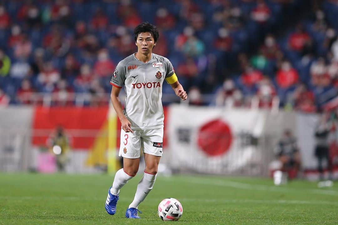 丸山祐市のインスタグラム：「vs 浦和レッズ﻿ ﻿ 厳しい試合での勝利は、最高に嬉しい😁﻿ ﻿ ゆっくり休んで、連勝できるように、またいい準備してセレッソ大阪戦へ👍﻿ ﻿ 応援ありがとうございました‼️‼️﻿ ﻿ #ナイス勝利  #クリーンシート  #ウノゼロ  #ミッチ神  ﻿ #nagoyagrampus #grampus #jleague #jリーグ #DAZN #soccer #サッカー #丸山祐市 #3 #浦和レッズ #勝利 #継続 #感謝 #笑顔 #ファミリー #elpibe ﻿」