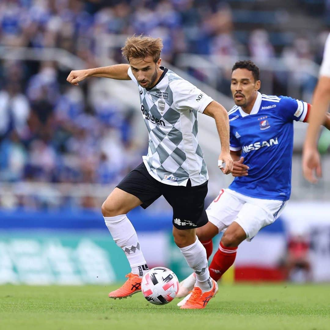 ヴィッセル神戸さんのインスタグラム写真 - (ヴィッセル神戸Instagram)「[MATCH PHOTOS] YOKOHAMA F MARINOS vs. VISSEL KOBE  #vissel #visselkobe #ヴィッセル #ヴィッセル神戸 #Kobe #神戸 #WeAreKobe #KobeForeverForward #一致団結 #JLeague #Jリーグ #DAZN」10月5日 9時40分 - visselkobe