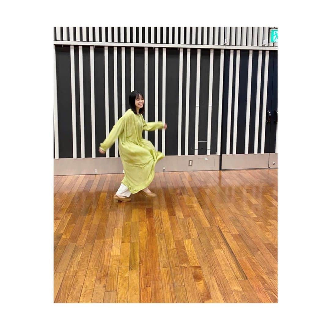 神田莉緒香さんのインスタグラム写真 - (神田莉緒香Instagram)「--- スキップできなそって言われるけど それくらいはできるんだな！ . . #kandari #かんだりのふく」10月5日 9時43分 - riokanda_ri