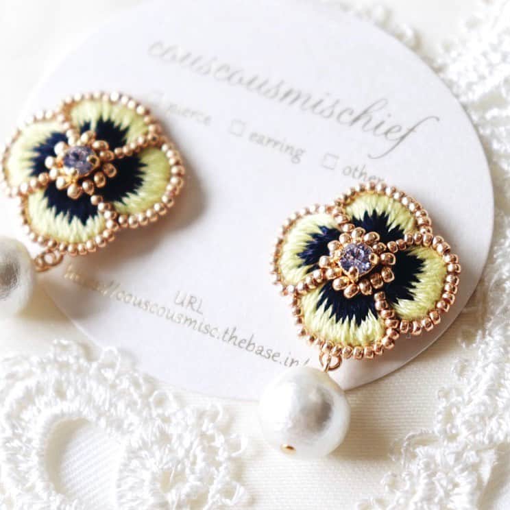 handmade shopのインスタグラム：「online shopは5日の18時でクローズします﻿ ﻿ 駆け込みでのご注文も承っておりますので﻿ 悩まれている方はぜひ☺️💓﻿ ﻿ ﻿ ﻿」