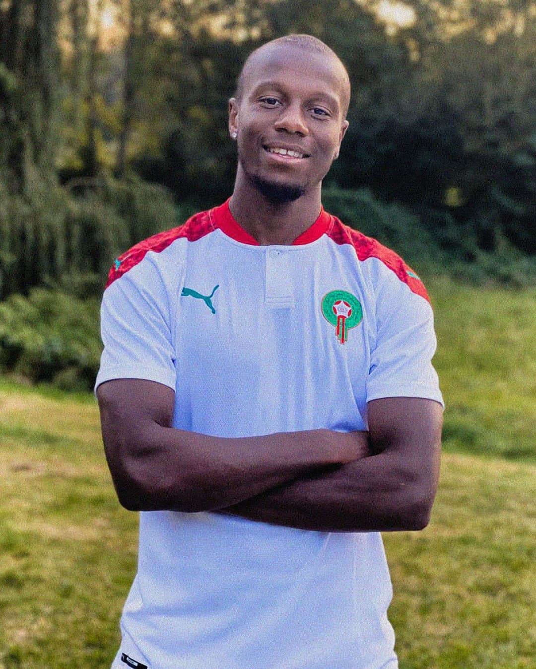 PUMA Footballさんのインスタグラム写真 - (PUMA FootballInstagram)「NEW 🇸🇳 🇪🇬 🇬🇭 🇨🇮 🇲🇦 KITS 🤝  Swipe to discover the new Senegal, Egypt, Ghana, Ivory Coast and Morocco Home & Away kits.  Opinion anyone?」10月5日 16時07分 - pumafootball