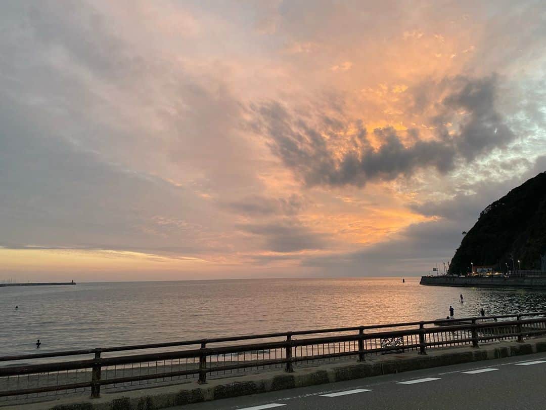 KYOHEYさんのインスタグラム写真 - (KYOHEYInstagram)「First visit to Surfers.﻿ no music no life.﻿ ﻿ #逗子 #surfers #goodmusic #goodvibes #Goodpeople #chillin」10月5日 11時58分 - kyohey5