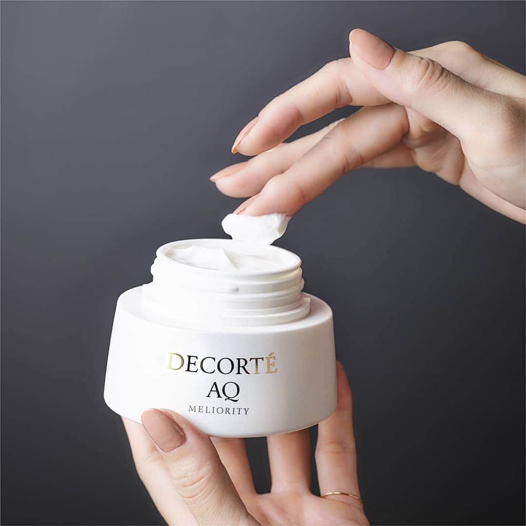 DECORTÉのインスタグラム