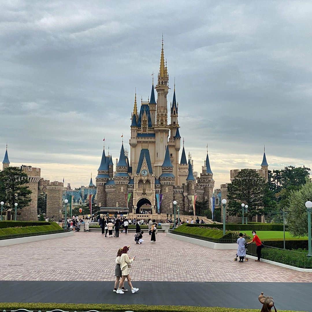 のインスタグラム：「数年ぶりに城攻め中🏯」