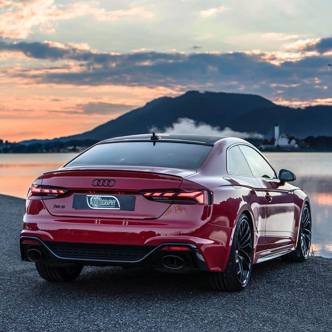 CARLiFESTYLEさんのインスタグラム写真 - (CARLiFESTYLEInstagram)「2021 Audi RS5 or $85,000 cash? Photos by @auditography #carlifestyle」10月5日 13時56分 - carlifestyle