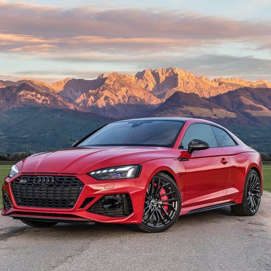 CARLiFESTYLEさんのインスタグラム写真 - (CARLiFESTYLEInstagram)「2021 Audi RS5 or $85,000 cash? Photos by @auditography #carlifestyle」10月5日 13時56分 - carlifestyle