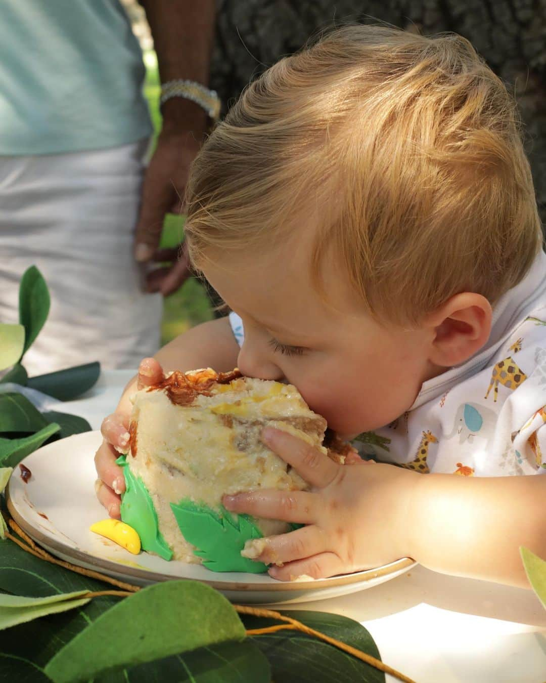 カミーユ・グアティさんのインスタグラム写真 - (カミーユ・グアティInstagram)「Wow!! Celebrating this little ones first birthday feels surreal. How is he already a year old. Never stop praying for your miracle... happy birthday Morrison! .」10月5日 14時18分 - camilleguaty