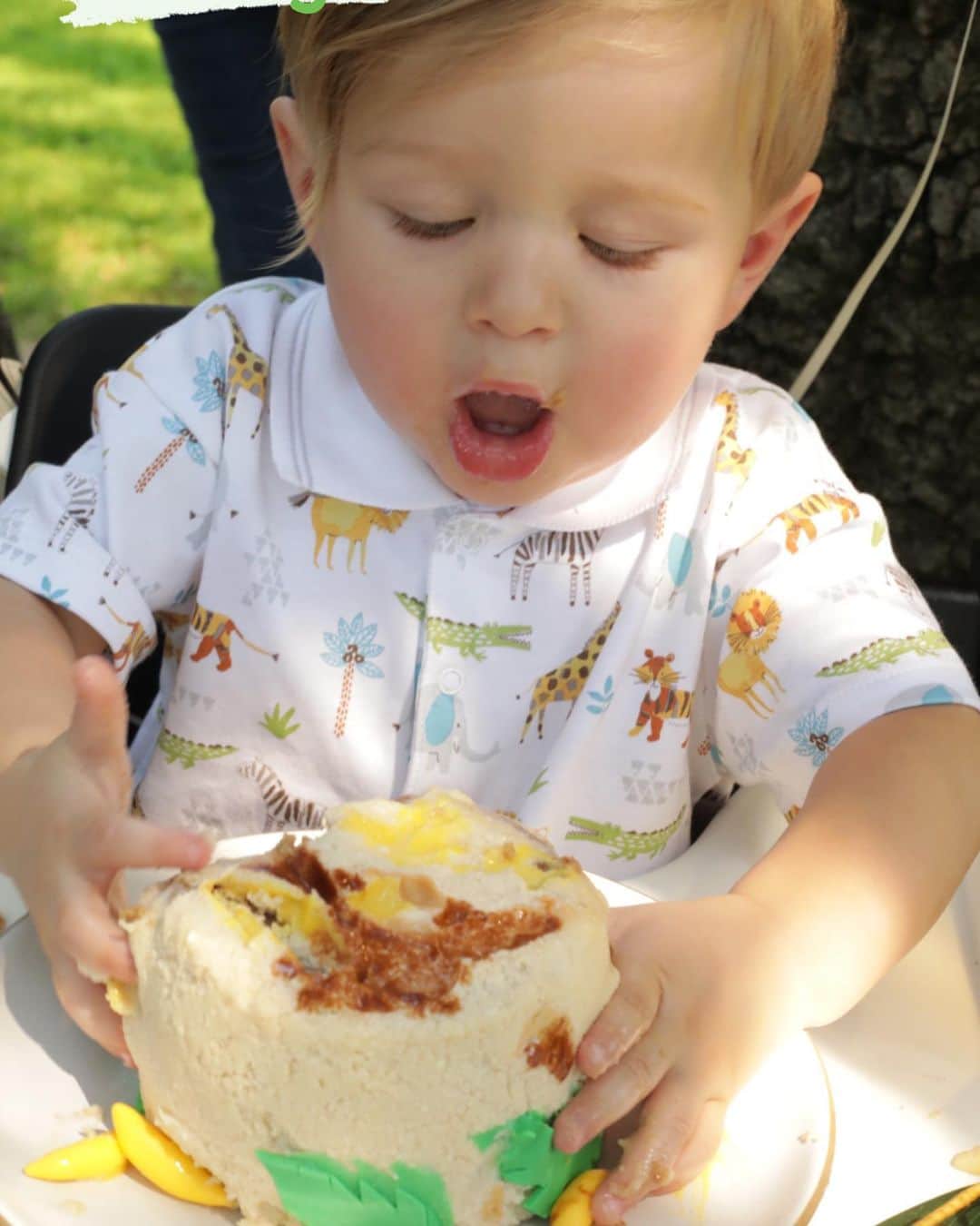 カミーユ・グアティのインスタグラム：「Wow!! Celebrating this little ones first birthday feels surreal. How is he already a year old. Never stop praying for your miracle... happy birthday Morrison! .」