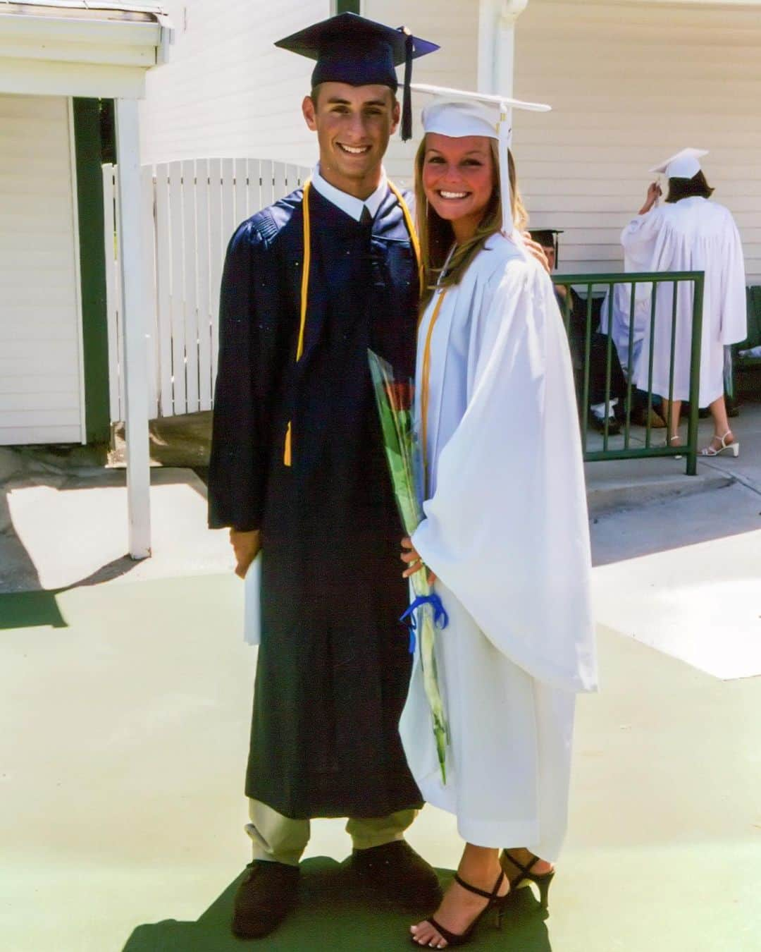 ケイト・ボスワースさんのインスタグラム写真 - (ケイト・ボスワースInstagram)「2001 Graduation Day w/ my pal @cgolden37 ✨ Today is #WorldTeachersDay ... I would literally not be where I am today without one of my favorite teachers, Mr. Newkirk. I remember walking into his social studies class as a Sophomore & clocking the only book on his desk, “Lies My Teacher Told Me.” I literally laughed out loud + thought, ok this guy’s pretty cool. He always relayed the truth straight up, even when it wasn’t easy.  As a Senior, I was accepted to Princeton University (he also wrote my recommendation letter there). Rather than bury me in pressure to go to an Ivy League school — instead, he encouraged me to move cross country to Los Angeles to chase my dream to become an actor. I will never forget the moment he looked me straight in the eyes and said, “Kate, school will always be here. Go see what’s out there.”  I am from a small town, a public school. Without Mr. Newkirk believing in me, I’m honestly not sure I had it in me to believe in myself. The long of the short is this: Never let a “what if” pass you by ... life moves so fast. Give it all you got. Thank you to those who loan us the faith when we fall short. Mr. Newkirk, I hope you’re reading this. Thank you for the inspiration — and for daring me to dream big. 🙏🏻💛📚」10月6日 1時21分 - katebosworth