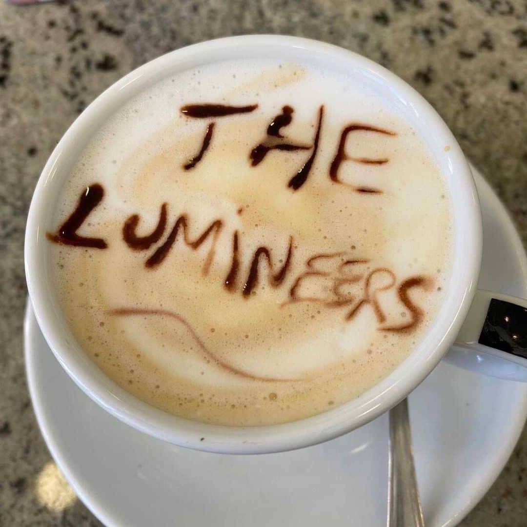 The Lumineersさんのインスタグラム写真 - (The LumineersInstagram)「When you get spotted in Italy @jeremiahfraites」10月6日 0時17分 - thelumineers