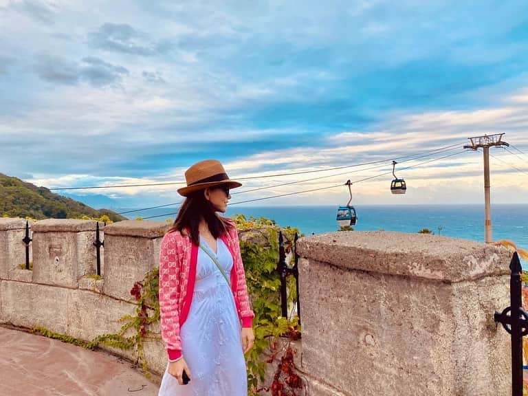 ハンナ・クインリヴァンのインスタグラム：「環島#day2 ! 🚗     #roadtrip #day2」