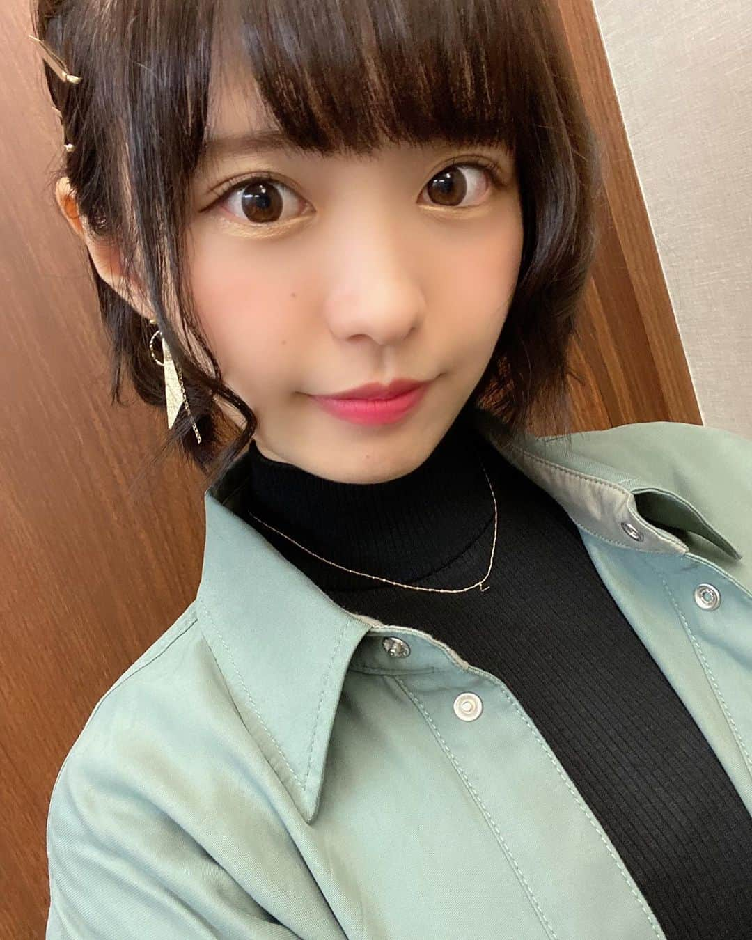 朝倉ゆりさんのインスタグラム写真 - (朝倉ゆりInstagram)「#JELLY 開幕セレモニーステージ！ #ゆりんコーデ AKIHABARAバックステージpassにて「JELLY」さんの モデル投票がスタートしてます🌟 ． ステージで着た私服🥰 リゾートコーデ服がテーマで ゆりはヨーロッパを意識したよ！ 10月18日まで投票受付中です！！！ 応援よろしくお願いします🥺❤️🔥 ． 一緒にステージ出たメンバー🥰 平松いのりちゃん、浅田るりかちゃん、虹雨音ちゃん✨ 虹ちゃんに髪の毛お手伝いしてもらいました🙇‍♀️💕ありがとう😭 ． #ゆりんこJELLY #エラバレシ #アイドル #私服 #ootd #fashion #model  #coordinate #오오티디 #패션스타그램 #데일리룩 #时装 #朝倉ゆり #아이돌 #모델 #扎心了 #예뻐요 #可愛 #晚上好 #私服 #求关注」10月6日 0時59分 - eb_loverinko