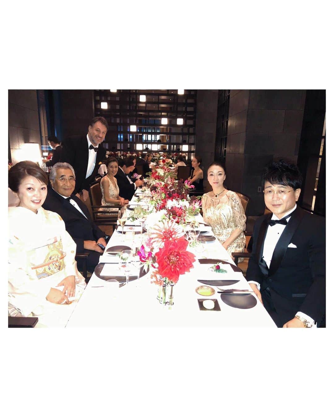 のインスタグラム：「パリのビストロ プティトノー虎ノ門🥂🇫🇷 #パーティー #パーティー料理 #フィリップバットン #シェフ #フランス 🇫🇷#お見合いパーティー#婚活#出会い#結婚相談所#エムズブライダル🌈 #エムズブライダルジャパン🌺」