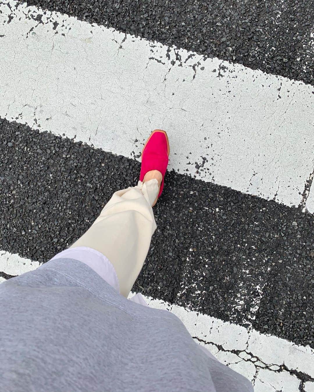 のインスタグラム：「涼しい〜嬉しい〜😚🎶」
