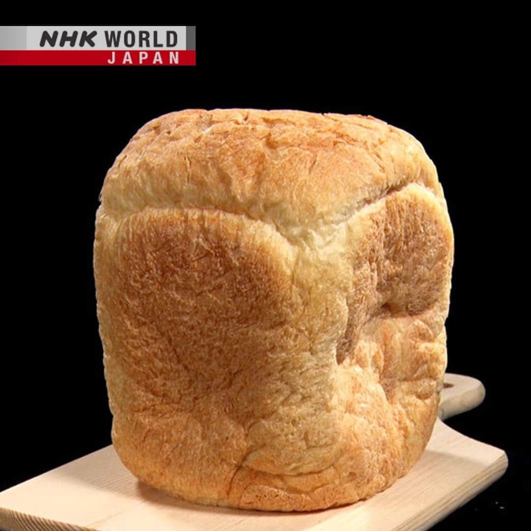 NHK「WORLD-JAPAN」さんのインスタグラム写真 - (NHK「WORLD-JAPAN」Instagram)「🍞Did you know the first home bread maker was invented in Japan? It was inspired by the rice cooker! 🍚💡 Do you make bread at home? 🏠😋 . 👉Watch｜Search｜Japan's Top Inventions: Home Bread Makers｜Free On Demand｜NHK WORLD-JAPAN website.👀 . 👉Tap the link in our bio for more on the latest from Japan. . . #🍞 #bread #freshlybakedbread #breadmaker #homebakedbread #smellofbread #homebreadmaker #bakingbread #japaneseinvention #inventions #japantechnology #breadstagram #freshbread #breadtalk #breadforbreakfast #makingbread #breadbaker #breadmaking #breadbaking #homemadebread #freshbreadsmell #baker #japanesebread #madeinjapan #cooljapan #japan #JapansTopInventions #nhkworld #nhkworldjapan #nhk」10月5日 17時00分 - nhkworldjapan