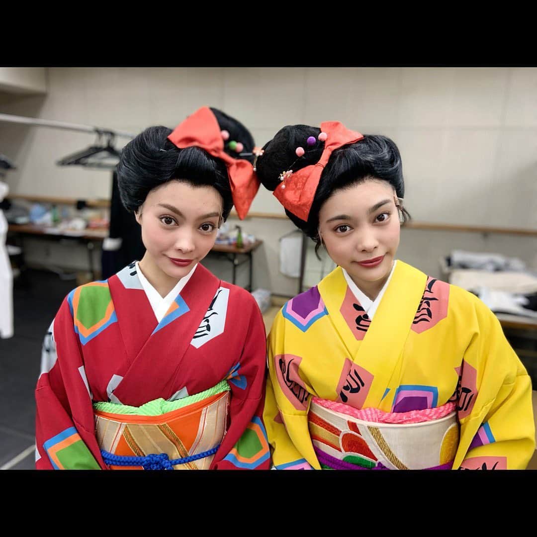 ＹＡＥ【MIO・YAE】のインスタグラム：「いつも応援ありがとうございます！ 今日、お誕生日を迎える事ができました🎂 皆さんの支えにより大好きなお仕事ができています感謝感謝です。自分の未熟さを痛感しつつ毎日ありがたい環境の毎日で刺激的でもっとがんばらなきゃと思う日々です。 今後も努力を怠らず笑顔でMIOとYAEらしく一歩一歩頑張りますので応援してもらえたら嬉しいです🎈 今日はお仕事で地方なので夜ホテルでみおとインスタライブしようと思います！黑世界のことや最近のこと、質問に答えたいと思います見てね〜‼︎ #mioyae」