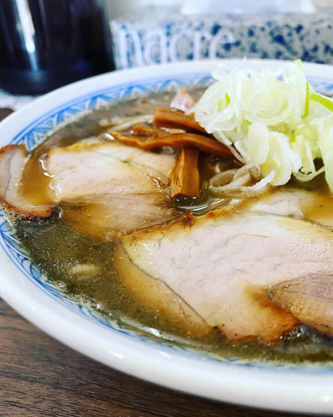 落合由佳のインスタグラム：「. 念願の煮干しラーメンも食べました😭🍜💓  #青森 #煮干しラーメン  #田むら #移転したのですね」
