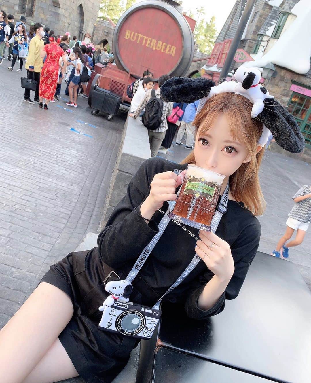 RIRAのインスタグラム：「🍻💛🍻💛🍻 . . . #🍺#バタービール#ひと口しか飲んでません#ユニバ#USJ#大阪#キャバクラ#キャバ嬢#歌舞伎町#新宿」