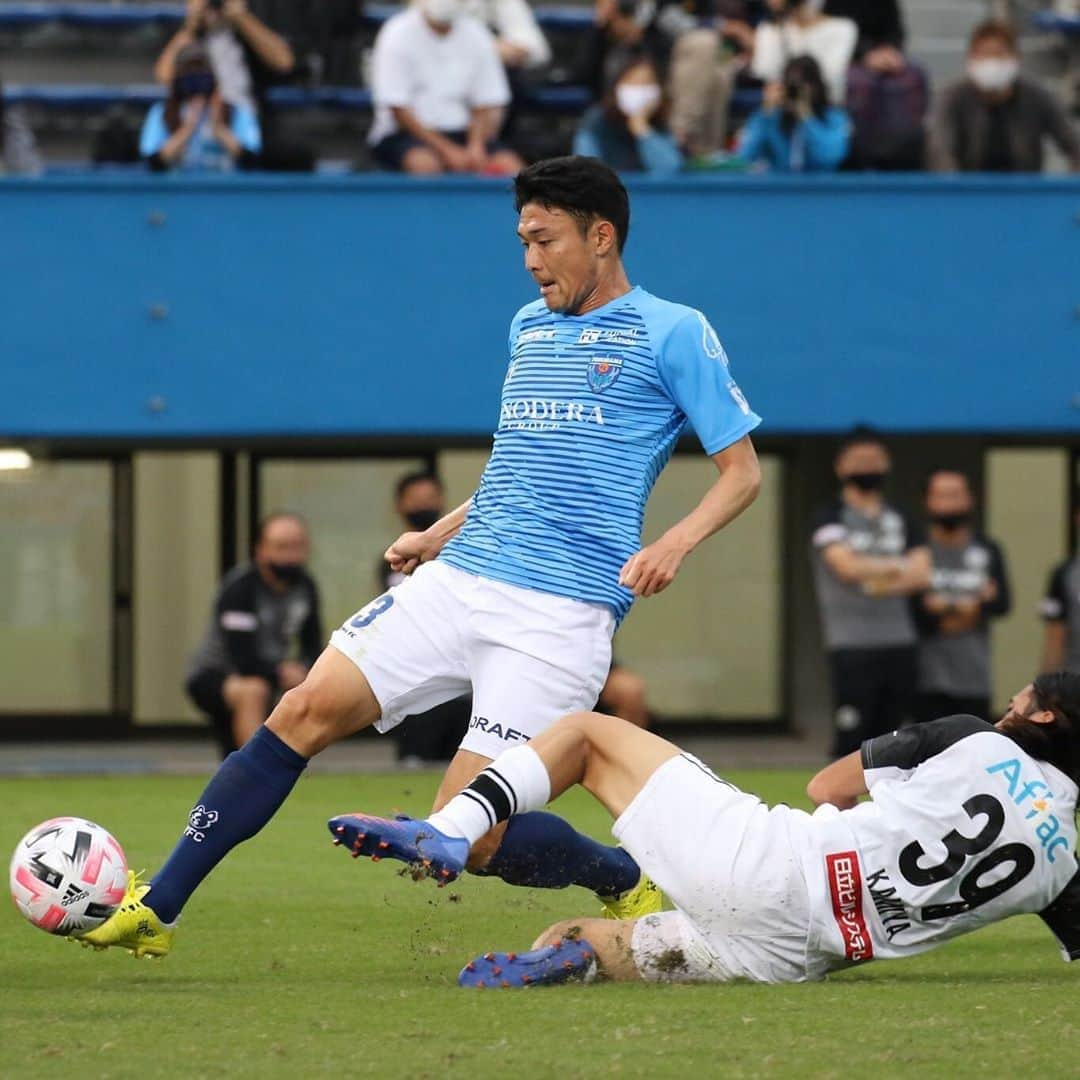 横浜FCさんのインスタグラム写真 - (横浜FCInstagram)「- 2020/10/3 vs KASHIWA REYSOL - #yokohamafc #横浜FC #RECORDTHEBLUE #JLEAGUE #Jリーグ」10月5日 17時48分 - yokohamafc_official