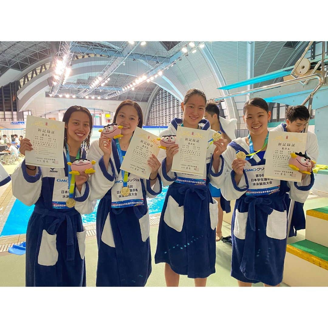 白井璃緒のインスタグラム：「2年連続、5冠をする事ができました✌️🖐  100×4FRr 学生新✨ 200FR  優勝 100×4MR  優勝 100FR  優勝　木原杯✨ 200×4  大会新✨  タイム的には全く自分のレースをする事は出来なかったですけど、このチームで女子総合優勝を目指す事ができて、そしてインカレを開催してくださった事に大感謝です。  たくさんの応援ありがとうございました😊 #インカレ水泳2020 #瞬  #東洋大学水泳部 #至高 #TUST」