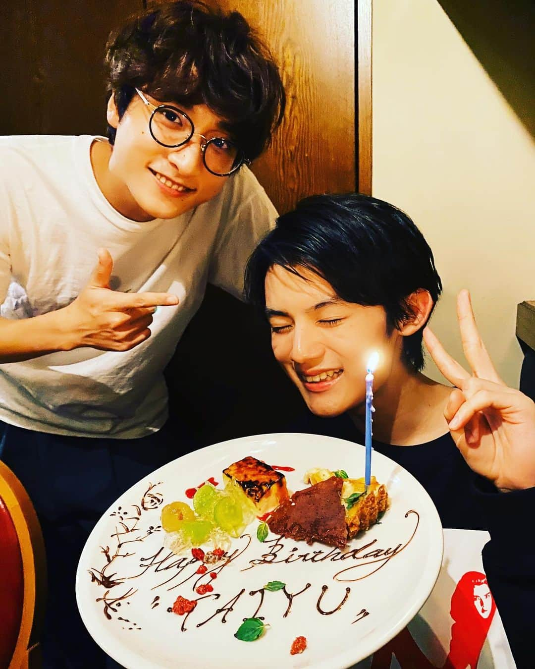 藤原大祐さんのインスタグラム写真 - (藤原大祐Instagram)「ㅤㅤㅤㅤㅤㅤㅤㅤㅤㅤㅤㅤㅤ  2020.10.05 本日、17歳になりました。  サプライズで小関さんにもお祝いして頂き、最高のseventeenを迎えられました。  17歳の僕もよろしくお願いします！」10月5日 19時01分 - taiyu_fujiwara