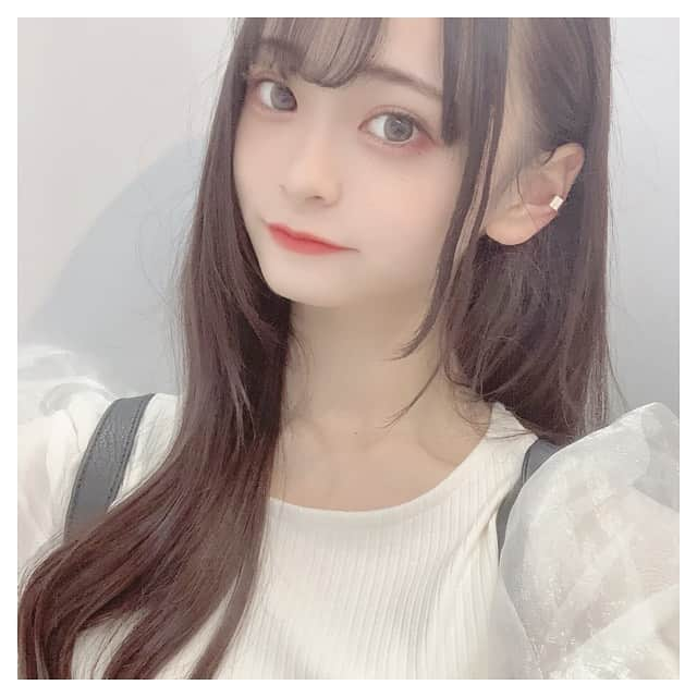 戸田梨杏のインスタグラム：「〖 🧳 〗 ……………………………………………………………………………… #りあんちょす #戸田梨杏 #jc3 #05 #ljc #あいどる#モデル #jcteens #ヘアアレンジ ………………………………………………………………………………」