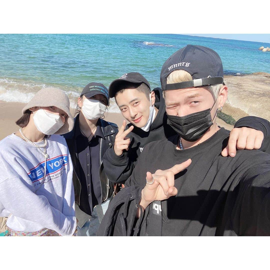 K.A.R.Dさんのインスタグラム写真 - (K.A.R.DInstagram)「[#KARD] 히든카드 여러분! 한층 더 성숙해져 돌아올 제이셉을 기대해 주세요🖤  #BM #JSEPH #SOMIN #JIWOO #카드 #비엠 #제이셉 #전소민 #전지우」10月5日 19時05分 - official_kard