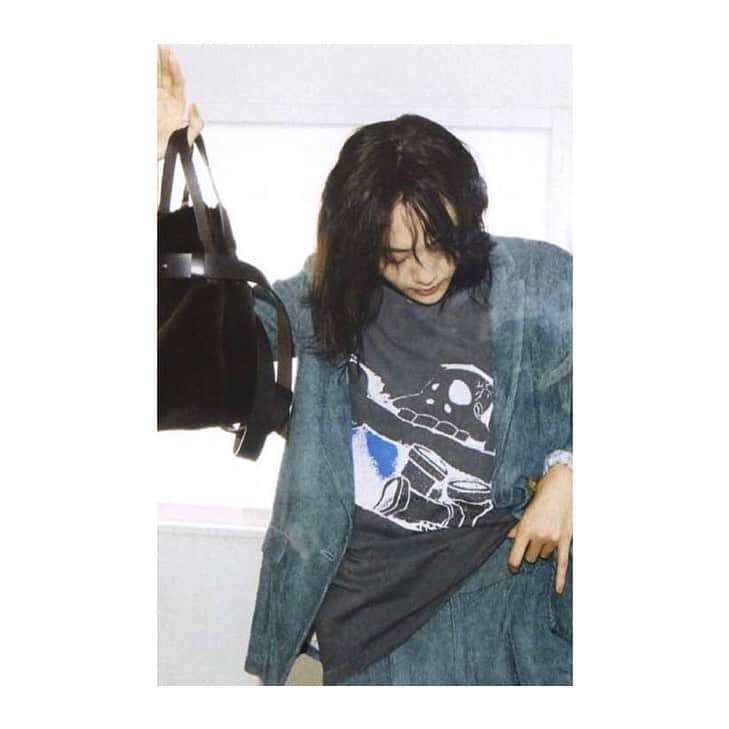 ジュリアン デイヴィッドのインスタグラム：「Julien David & Teppei Kaneuji black washed Collab skull Tee featured in Ginger Magazine Japan @kaneujiteppei」
