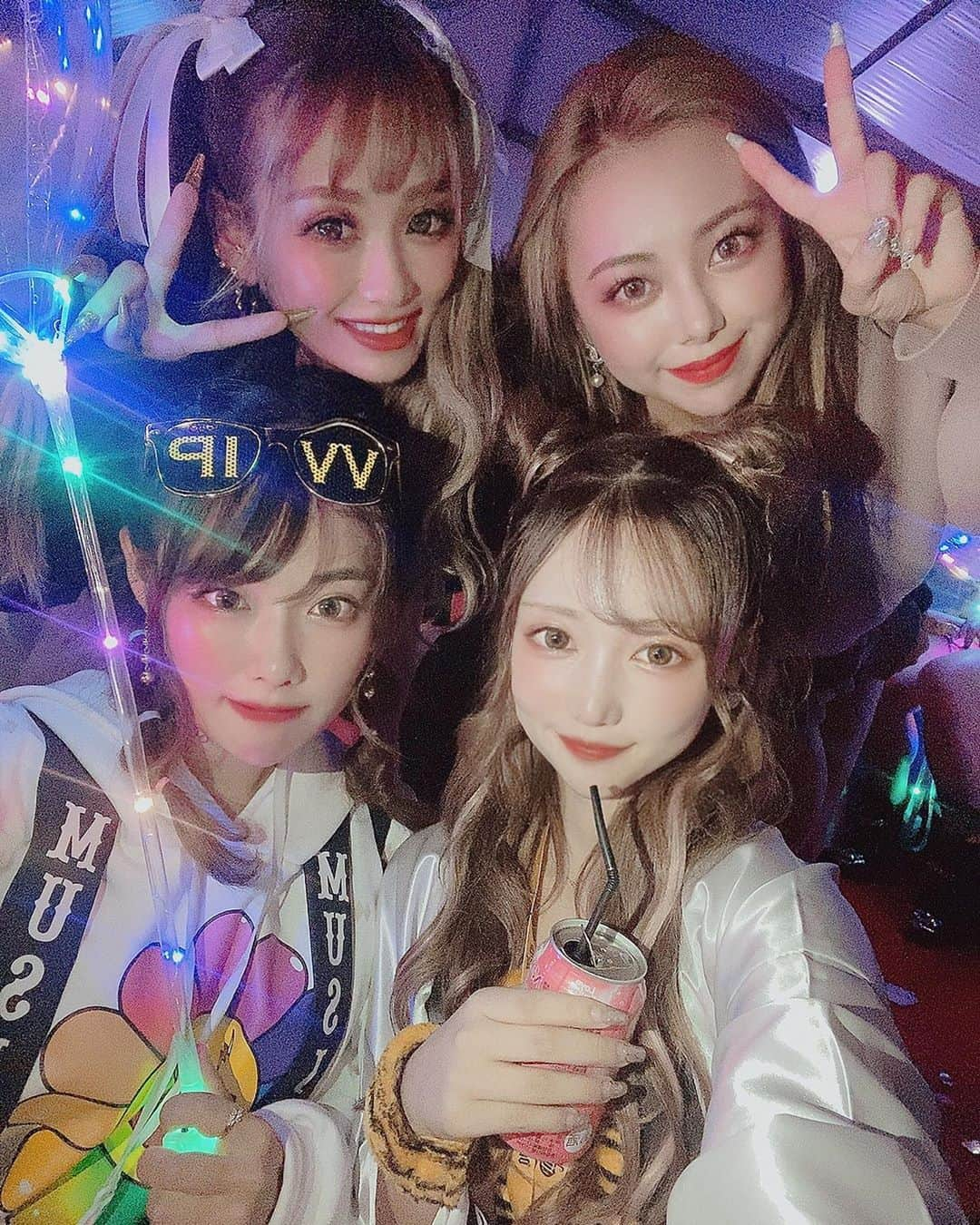 yuukachiさんのインスタグラム写真 - (yuukachiInstagram)「Music Circus🎪🤍  今年もアンバサダーとして参加✨ 今年は1日だけやったけど 楽しすぎて余韻♡♡♡  ヘアセットは @rosa_seiya0612  衣装は @dress_tika  @music_circus のイベントは 毎年最高に楽しい💛💛💛  今年 最初で最後のフェスでした🥂✨  #ミュージックサーカス#フェス #musiccircus#tika#ラムちゃん #ミュージックサーカス2020  #VVIP#VIP#シャンパンタワー  #バブリー#豪華メンバー#アンバサダー #フェスコーデ#ラムちゃんコスプレ」10月5日 20時38分 - yuuka_stagram