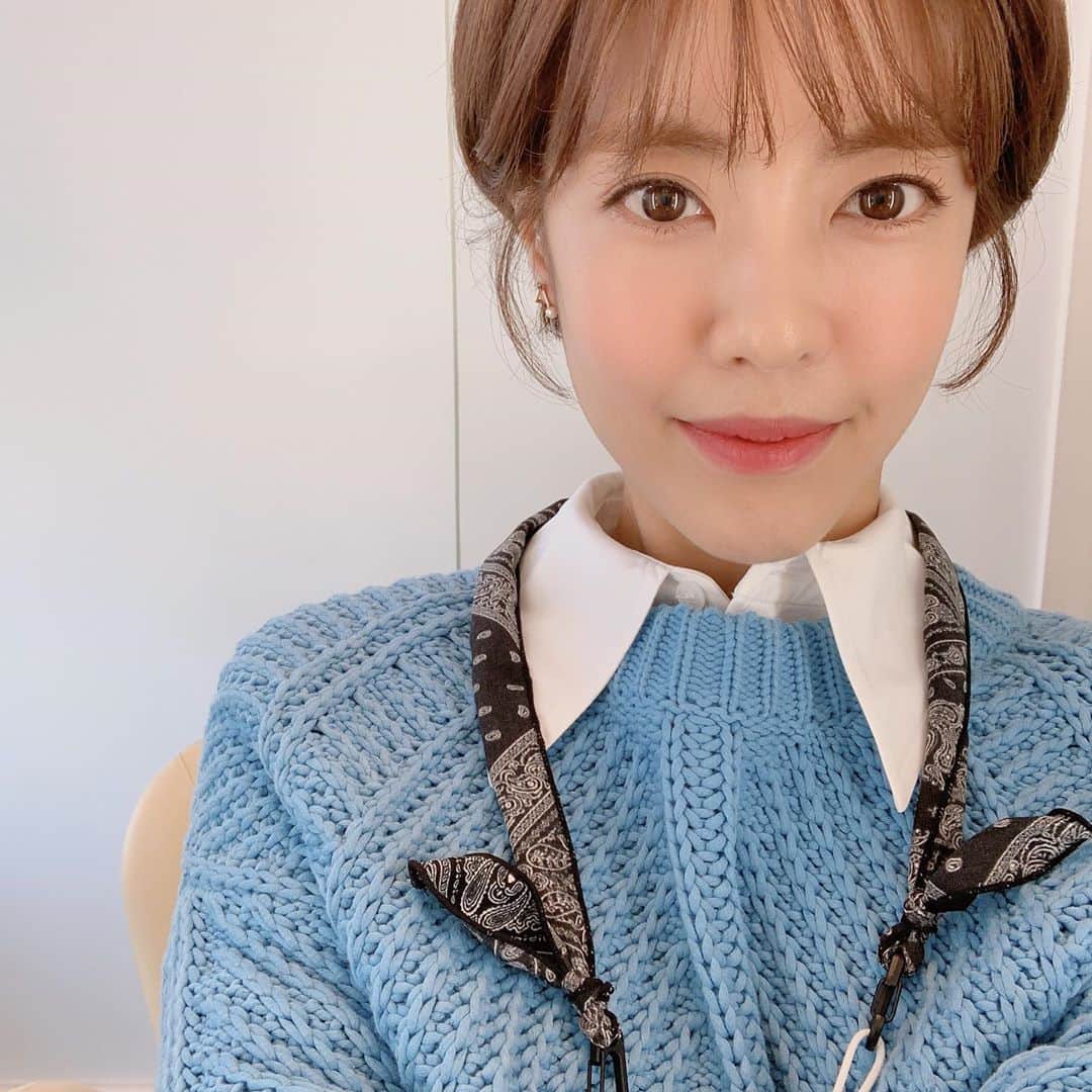 イ・ユンジのインスタグラム：「#거울그녀#어디갔었어#많이찾았잖아」