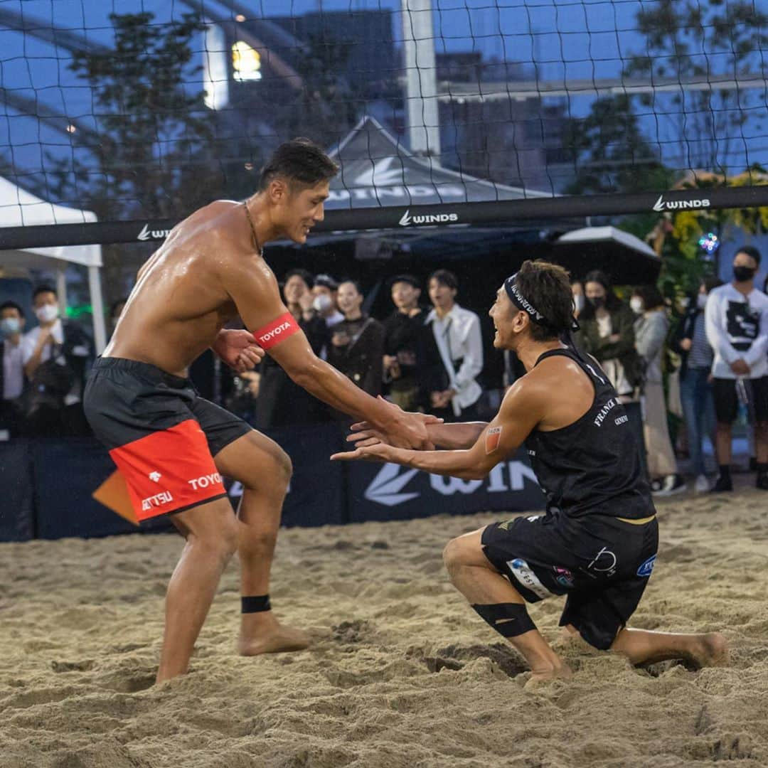 西村晃一さんのインスタグラム写真 - (西村晃一Instagram)「RAIZIN CUP 男子は8人によるKing戦👑 1位　石島雄介 2位　庄司憲右 3位　倉坂正人 4位　西村晃一  女子はシングルトーナメント👑 1位　鈴木千代、坂口由里香 2位　長谷川暁子、二見梓  10月31日、11月1日は、 立川の立飛ビーチで大会です。 是非、西村、柴田チームの応援お待ちしております！  #beachvolleyball  #miyashitapark  #miyashitaparkbeach #RAIZINCUP #Raizincupbeachvolleyball #raizin #winds #dig #beadreamdigger  #大正製薬 #Itec #セラビィ #royalriviera  #sincere #エレクトーレ #hohtaimask  #marucho  #バルニバービ  #asahi #ポルシェ #savethebeach #渋谷横丁 #渋谷テレビジョン #koichinishimura」10月5日 21時07分 - koichi.nishimura