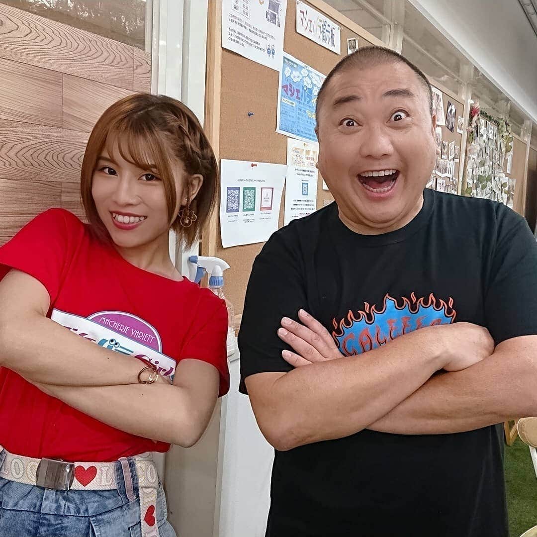大岩根綾奈さんのインスタグラム写真 - (大岩根綾奈Instagram)「先月新番組の収録してきました😊  ⭕１０月１１日からスタート  📺️テレビ埼玉 毎週日曜日 25時～ 『ARIGATEENA TV』  マシェバラガールズとしてレギュラー出演します👏👏👏 相変わらず本番中も本番後も山本さん亮さんは気さくな方で本当に毎回の収録が楽しいです✨  YouTubeも近々開設されるみたいなので見れない地域の方もチェック宜しくお願いします🙏  PS、 10月のマシェバラフリー配信期間は6日0時～17日23時59分です🎃 15日はスタジオ配信だよん👀✨  #山本圭壱 さん #田村亮 さん #マシェバラガールズ #10月もよろしくお願いします #オンエア #見てね  #twitterチェックも宜しくお願いします」10月5日 21時09分 - ooiwaneayana