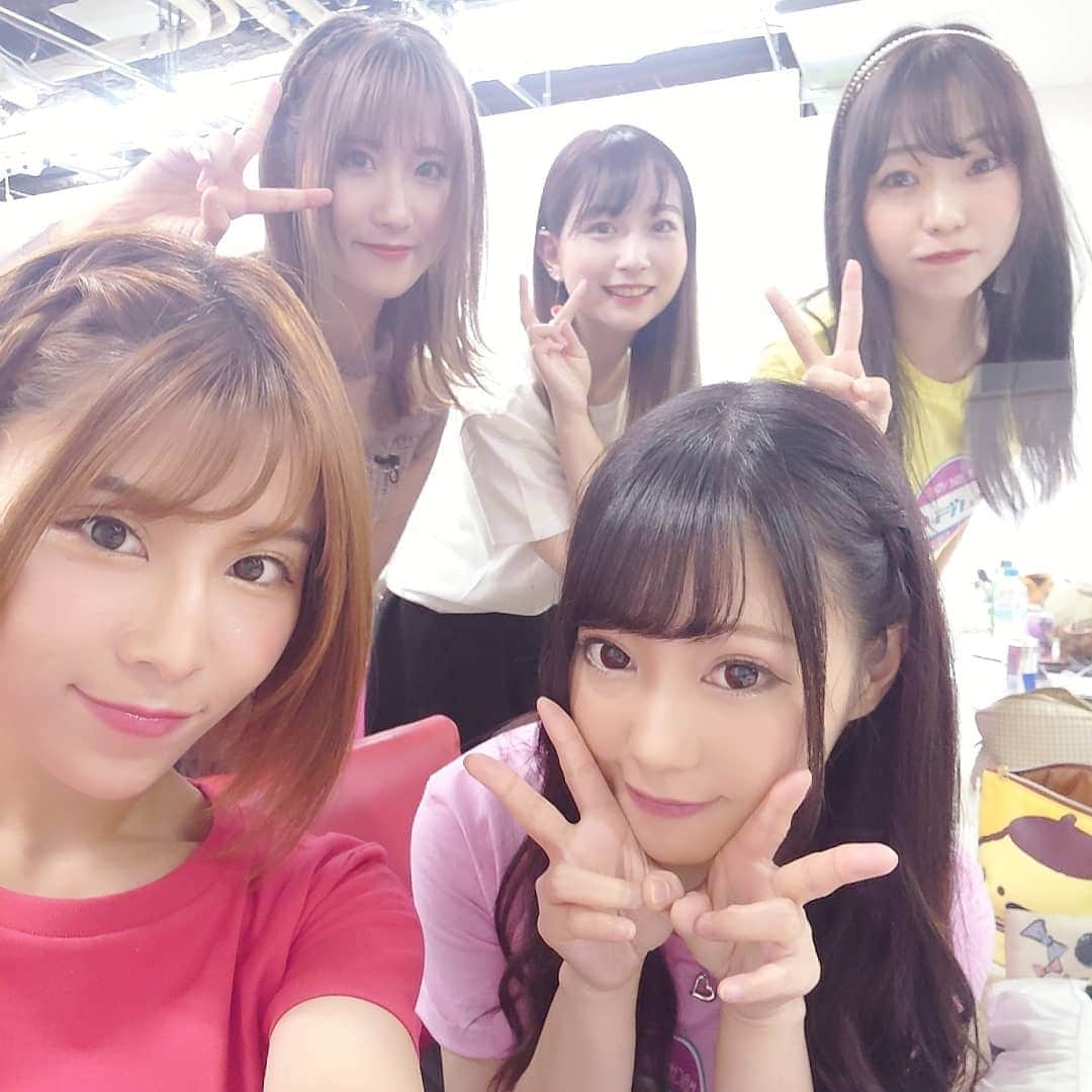 大岩根綾奈さんのインスタグラム写真 - (大岩根綾奈Instagram)「先月新番組の収録してきました😊  ⭕１０月１１日からスタート  📺️テレビ埼玉 毎週日曜日 25時～ 『ARIGATEENA TV』  マシェバラガールズとしてレギュラー出演します👏👏👏 相変わらず本番中も本番後も山本さん亮さんは気さくな方で本当に毎回の収録が楽しいです✨  YouTubeも近々開設されるみたいなので見れない地域の方もチェック宜しくお願いします🙏  PS、 10月のマシェバラフリー配信期間は6日0時～17日23時59分です🎃 15日はスタジオ配信だよん👀✨  #山本圭壱 さん #田村亮 さん #マシェバラガールズ #10月もよろしくお願いします #オンエア #見てね  #twitterチェックも宜しくお願いします」10月5日 21時09分 - ooiwaneayana