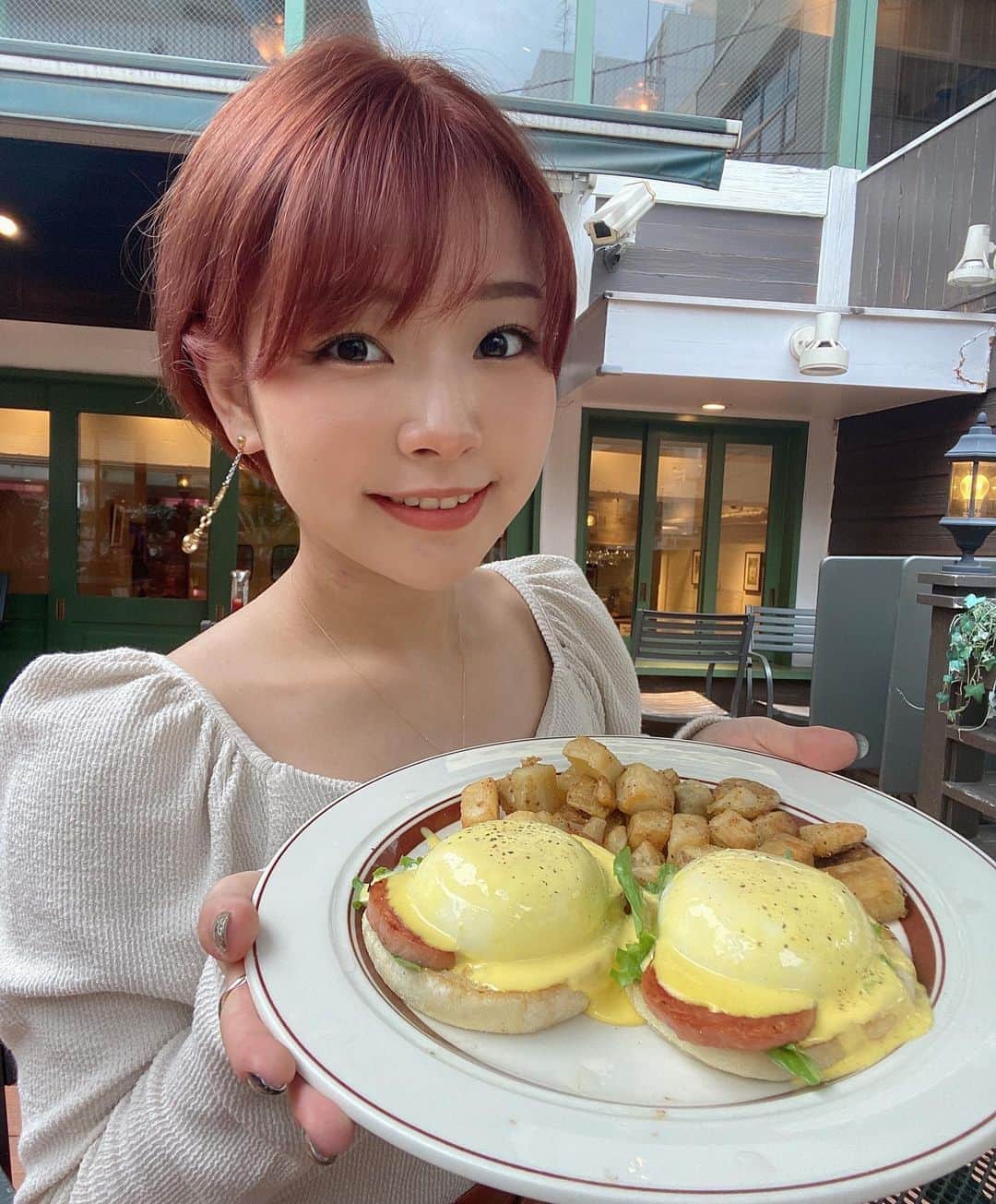 友田紗季のグルメインスタ