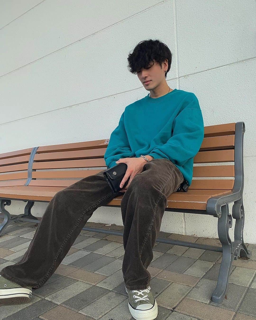 漆山葵さんのインスタグラム写真 - (漆山葵Instagram)「古着屋にどハマり中👊」10月5日 21時18分 - a3r21n32
