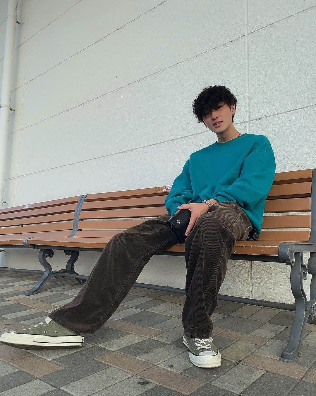 漆山葵さんのインスタグラム写真 - (漆山葵Instagram)「古着屋にどハマり中👊」10月5日 21時18分 - a3r21n32
