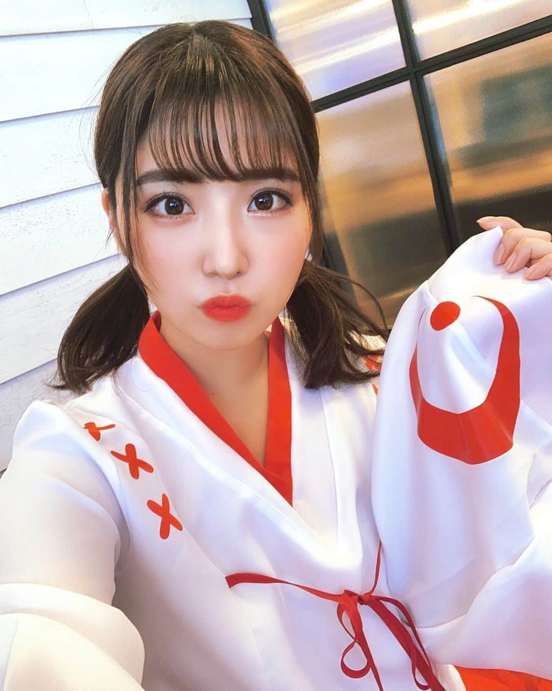 藤田みゆさんのインスタグラム写真 - (藤田みゆInstagram)「﻿ ﻿ 巫女さんになってみんなにおみくじ売りたい⛩🦊﻿ ﻿ ﻿ ﻿ ﻿ ﻿ ﻿ ﻿ ﻿」10月5日 21時33分 - miyu__mitsuha